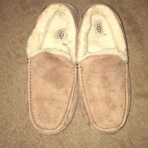 UGG Ascot Suede Slipper